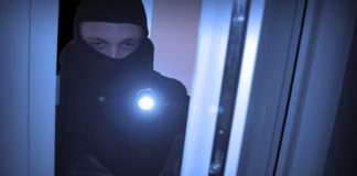 Eigenen Sohn als Einbrecher entlarvt…