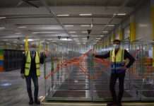 Kaiserslautern wird Amazon-Standort – Oberbürgermeister Klaus Weichel besichtigt neues Verteilzentrum im IG-Nord