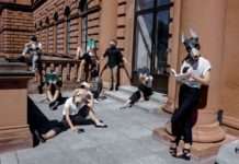 Vielfältiges Programm für Hände, Augen und Ohren