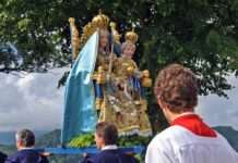 Musikalisches Fronleichnamsfest mit Besuchern und im Livestream