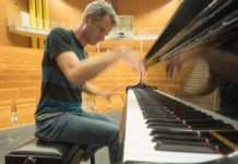 „SUITE – TRAVEL“ – CampusKultur: Klavierkonzert mit Georg Lefkidis