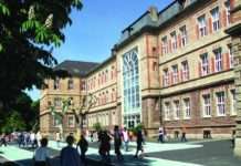 Guter Start ins Leben – Pfalzinstitut für Hören und Kommunikation verabschiedet Schulabgängerinnen und -abgänger