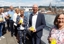 Kinderschutzpass macht Schulanfänger sicherer – Sparkasse Kaiserslautern unterstützt Verkehrssicherheit