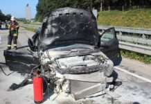 Alkoholisierter PKW-Fahrer fährt ungebremst auf Sattelzug auf