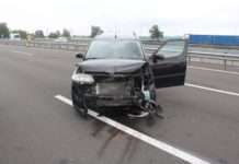 Fahrstreifenwechsel führt zu Unfall mit Verletzten