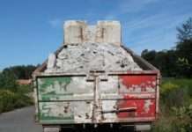 Sattelzug mit Ladungssicherungsmängeln