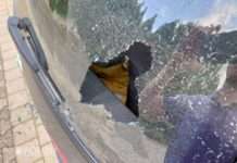 Heckscheibe zerstört – Zeugen gesucht!