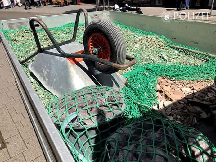 pol-ppwp-ladung-ungesichert-auf-offener-pritsche