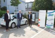 SWK Stadtwerke Kaiserslautern und Bau AG investieren in Elektromobilität auf dem Betzenberg