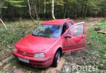 Nicht nachvollziehbare „Irrfahrt“ – Im Wald festgefahren