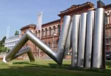 Erich Hausers Raumsäule – Gespräch vor dem mpk