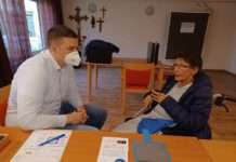 Im Kursana Domizil gibt es Sehtests und Brillenreparaturen