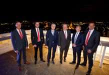 Silberne Stadtplakette für Karl-Heinz Dielmann