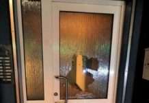 Sachbeschädigung in der Sachbeschädigung – Scheibe eingeworfen