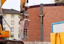 „betrifft: Gott ohne Haus – Wenn die Kirchen verschwinden“ und „Liebe ohne Segen?