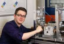 Ingenieur für Promotion geehrt: Zusammenspiel von Wärme und Reibung bei Kunststoff-Bauteilen besser abschätzen