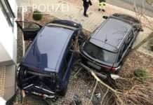 Auto in Vorgarten geschoben – Begleiterin wurde ins Krankenhaus gebracht