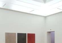 (Ein-)farbige Flächen – Gespräch in der Sonderausstellung „Finale“ des mpk