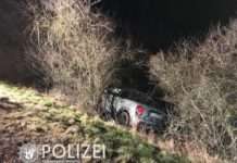 Unfall mit 2,45 Promille – Fahrerin und Beifahrer blieben unverletzt