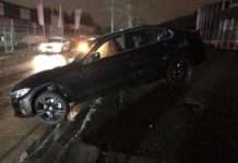 Mit dem Auto über Treppen fahren funktioniert oft nur im Kino – Kurioser Verkehrsunfall