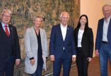 Schulreferatsleiter Peter Krietemeyer offiziell verabschiedet