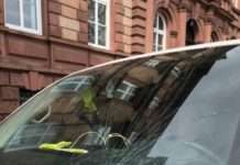 Wer hat den VW beschädigt? Zeugen gesucht!