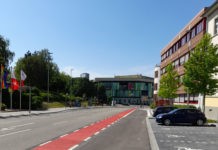 Bushaltestellen in der Maxstraße beidseitig barrierefrei – Auch Radweg neu markiert