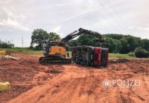 Lkw umgekippt – Fahrer blieb zum Glück unverletzt