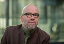 Lutz von Rosenberg Lipinsky DEMOKRATUR oder: Die Wahl der Qual – Open Air, Kammgarn 05.07