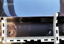 Merkwürdige „Dellen“ in der Fahrertür