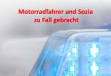 Motorradfahrer und Sozia zu Fall gebracht