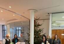 Erfolgreiche Wunschbaumaktion der Volksbank Kaiserslautern für die Familienhilfe