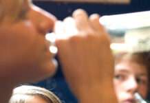 Endspurt: „bunt statt blau“ läuft noch bis 31. März