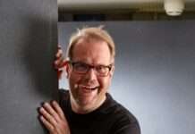 Blaue Stunde am Freitag, 28. April 2023, 17 Uhr (!)