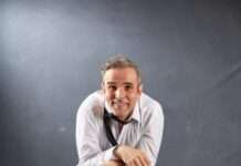 Blaue Stunde am Freitag, 2.6.: Anekdoten und Kulissengeschichten mit Jan Henning Kraus