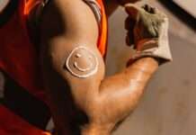 Sommer-Warnung an „Draußen-Jobber“: Mehr UV-Schutz, mehr trinken