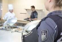 Bundesweite Schwerpunktaktion gegen Schwarzarbeit; Zoll überprüft Hotellerie und Gastronomie