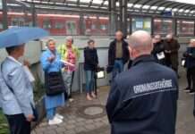 Kimmel mit Verantwortlichen am Hauptbahnhof unterwegs