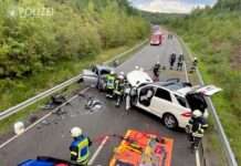 Frontalzusammenstoß auf B37 – mit Rettungshubschrauber ins Krankenhaus