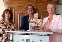 OB Kimmel als Glücksfee bei „Weintour“-Verlosung