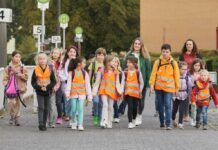 AOK Rheinland-Pfalz/Saarland startet Projekt für Erst- und Zweitklässler an rheinland-pfälzischen und saarländischen Grundschulen