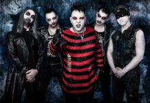 BLOODSUCKING ZOMBIES FROM OUTER SPACE, Kammgarn