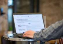 Sicher durch den Sommer mit Hitzeschutz für Beschäftigte