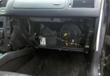 Diebe nehmen Handschuhfach mit – Zeugen gesucht