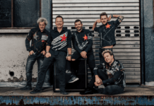 Opium fürs Volk, Irish House