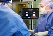 Individuellere und präzisere Behandlung dank Handroboter