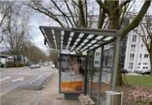 Wer hat die Bushaltestelle beschädigt?