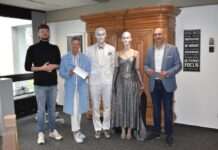 Androiden zu Gast im Rathaus