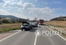 Auffahrunfall wegen Rauchentwicklung