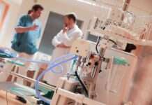 Neuer Birth Trolley erleichtert Frühgeborenen den Start ins Leben